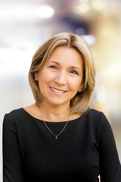 Portrait of Tina White, REALTOR®.